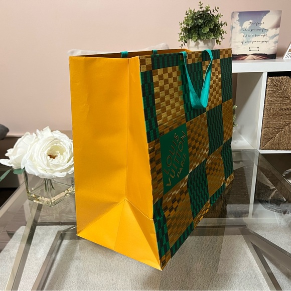 X-Large Louis Vuitton Holidays Shopping Bag - Picture 4 of 11